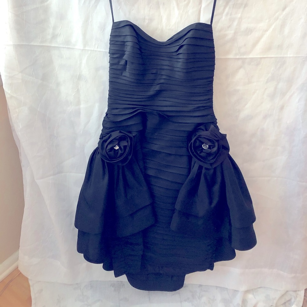 strapless cocktail dress